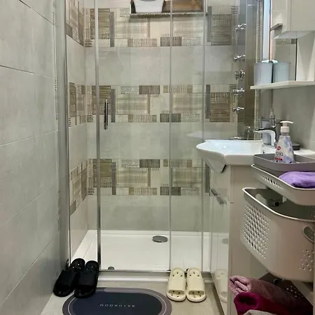 Center Point Apartment